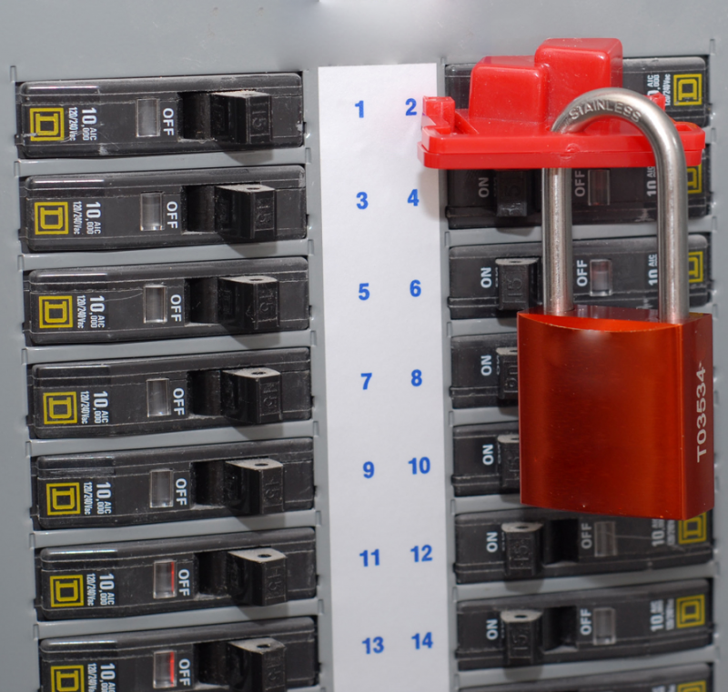 Защелкивающийся блокиратор однополюсных миниавтоматов BD-D06 Защелкивающийся блокиратор однополюсных миниавтоматов BD-D06